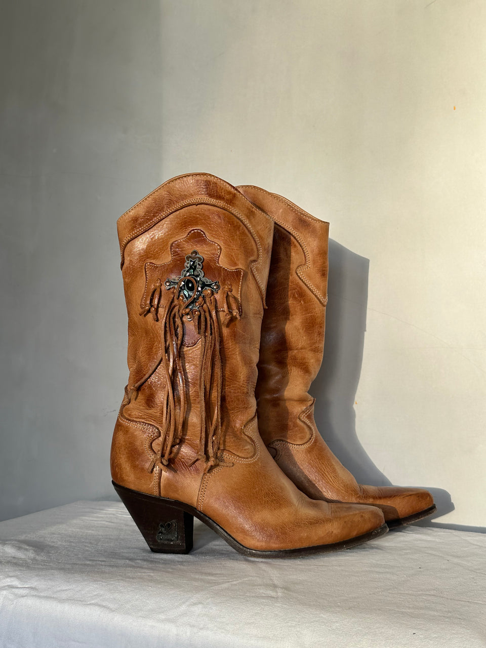 Vintage Zodiac boots with natural Abalone cross + fringe detail size 8/8.5