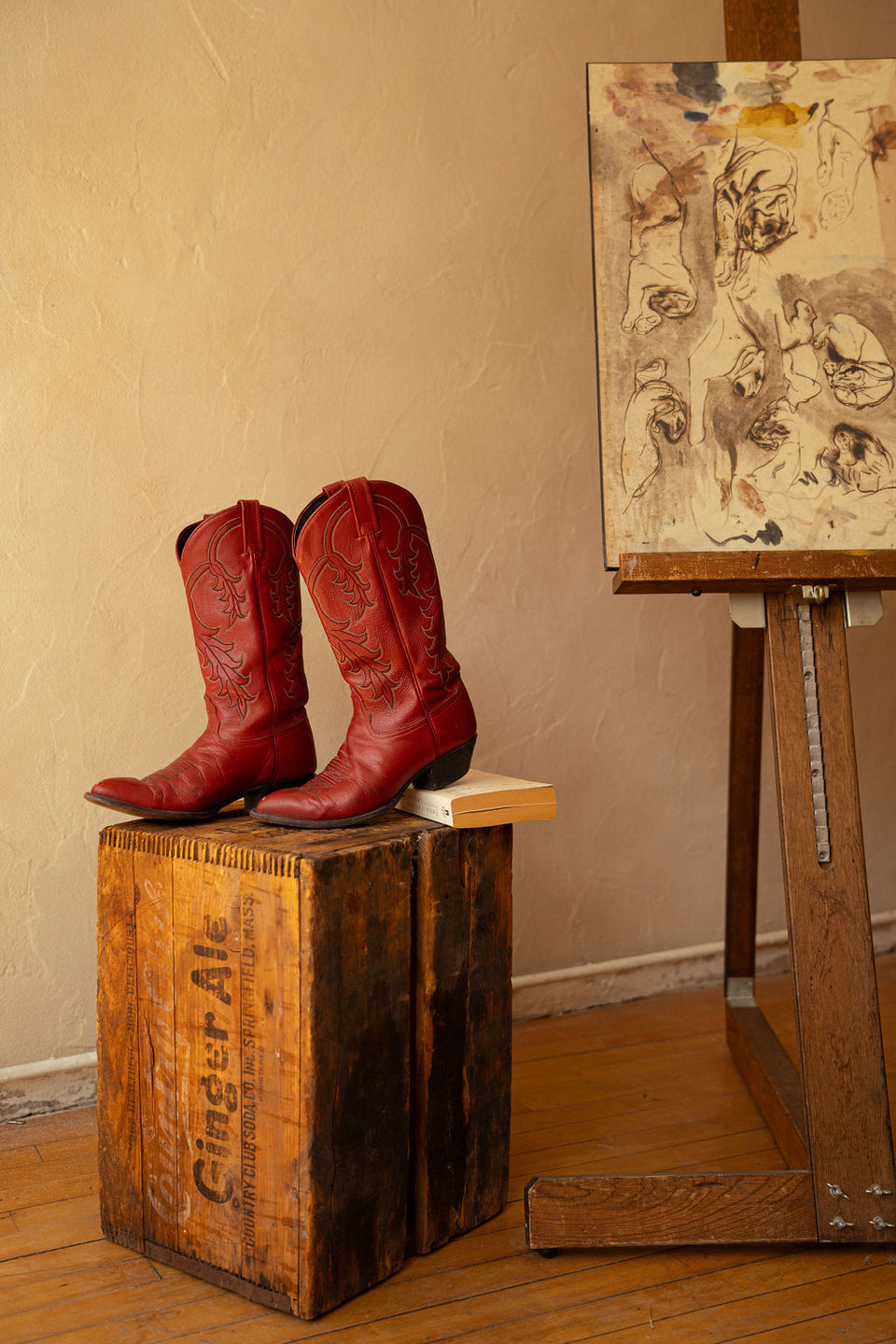 Vintage "red hot" Tony Lama boots size 8