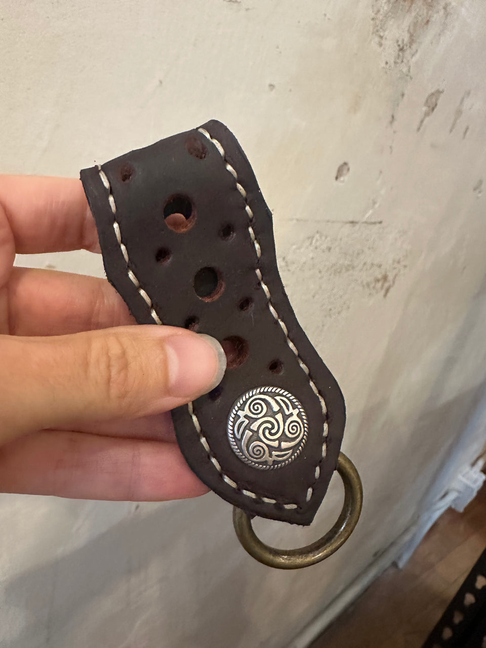 Leather loop key chain